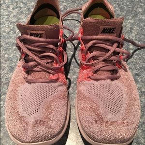 Nike women’s running ... size 9